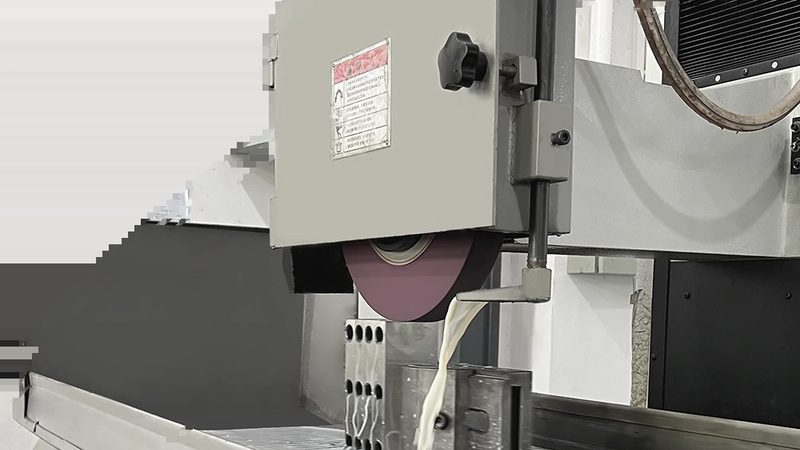 医疗塑胶模具加工精度要求解析