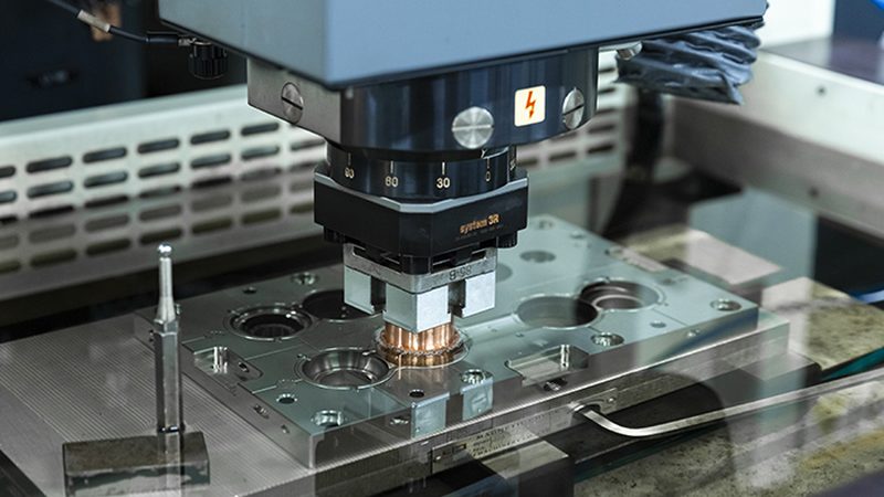 小批量吸塑模具加工，价格影响因素解析**