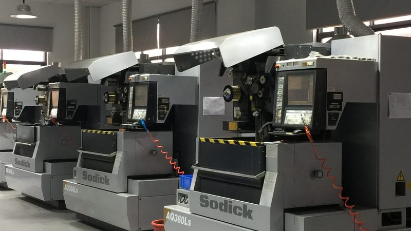 SKD61顶针硬度不是越高越好，很多模具报废都毁在这点上